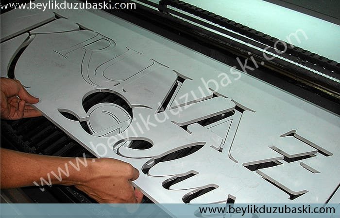 Lazerle-Pleksi-kesim Baydemirler firması için yapılan Pleksi Lezer Kesim Samsun Samsun Lazer Kesim Pleksi, Tekkeköy Lazer Kesim Pleksi, Yakuplu Lazer Kesim Pleksi, Beykop Lazer Kesim Pleksi, Atakum Lazer Kesim Pleksi, Haramidere Lazer Kesim Pleksi, ilkadım Lazer Kesim Pleksi, Hadımköy Lazer Kesim Pleksi, Taflan Lazer Kesim Pleksi, istanbul Lazer Kesim Pleksi,