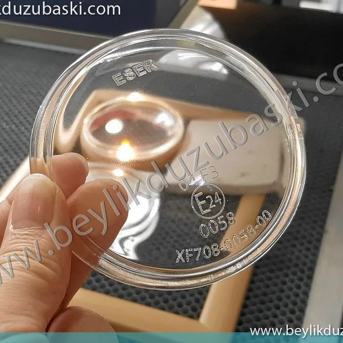 cam üzerine lazer ile yazı yazılması, cama markalama, cama baskı, lazer ile cam baskı, kaliteli ve hızlı cam baskı, markalama, seri üretim
