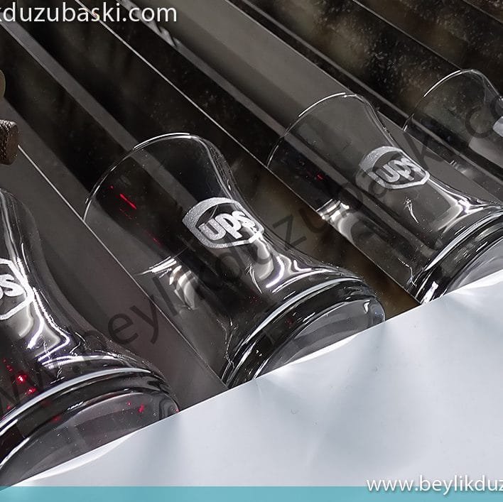 cam üzerine baskı, cama baskı, lazer ile cam kazıma baskı, bardak cam baskı