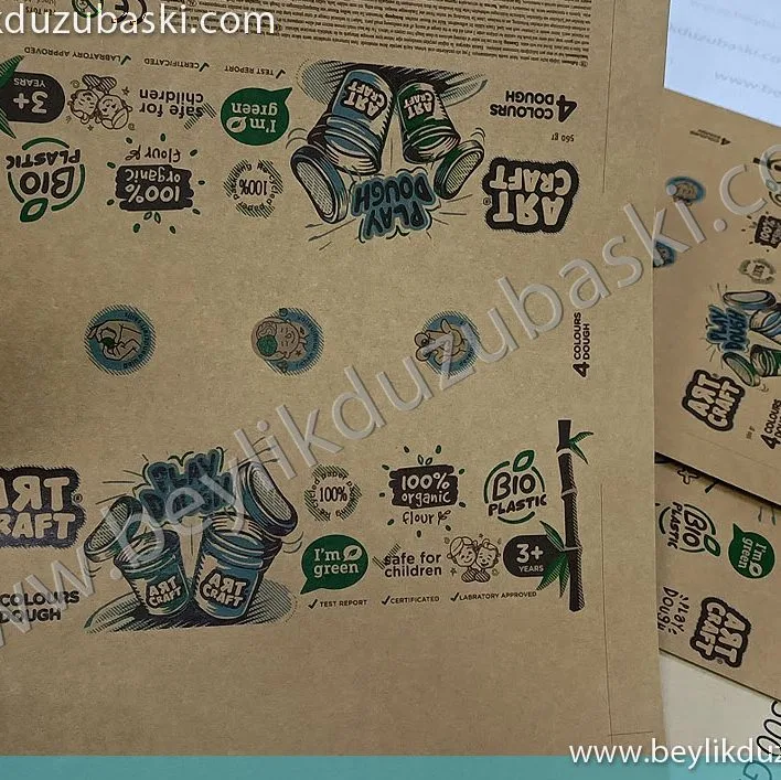 33x48 cm ebadında kraft kağıt üzerine baskı, 300 gr kraft kartoan baskı yapılmaktadır, beylikdüzü kraft kağıt baskı, kaliteli ürün baskısı, renkli fotokopi