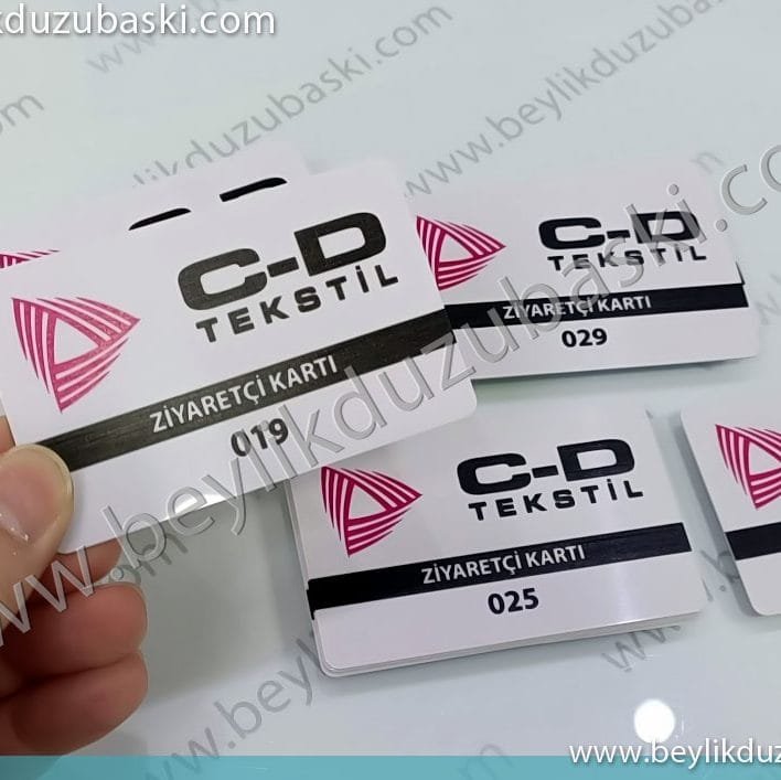 plastik ziyaretçi kartı, acil ziyaretçi kartı baskısı, kaliteli uv baskılı ziyaretçi kartı baskısı yapılır, beylikdüzü ziyaretci kartı