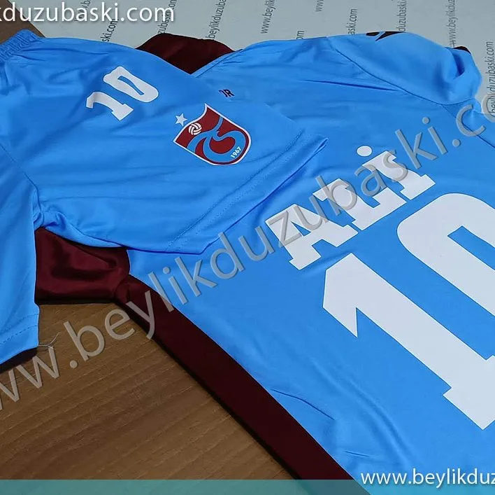 forma baskı, forma üzerine isim ve numara baskısı, acil forma baskı, beylikdüzü kaliteli, forma baskıları, çıkmayan, kalıcı baskı, uzun ömürlü baskılar