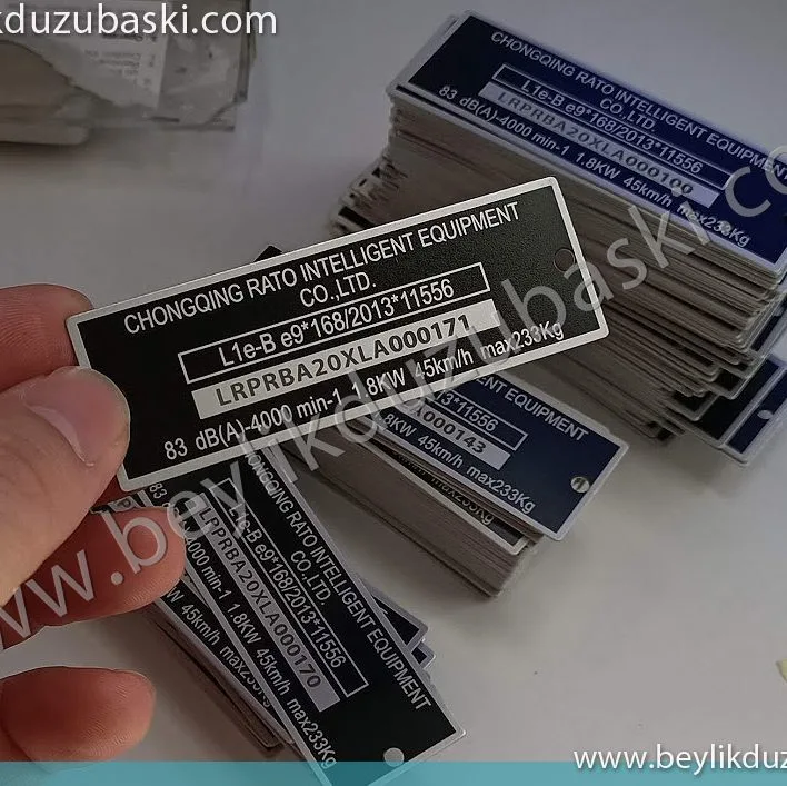 makine etiketi, tek tek seri no baskılı, makina etiketi, metal etiket, lazer kazıma kaliteli ürün, acil üretim, sıralı numara baskısı
