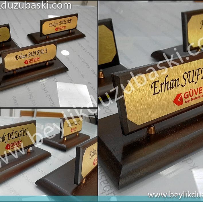 masa isimliği, masa üzeri isimlik, baskısı, ahşap ucuz masa isimliği, imalat, aynı gün kargo, masa isimliği, üretimi, ahşap isimlik