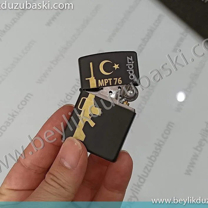 zippo çakmak, baskılı çakmak, lazer baskılı çakmak, acil çakmak baskısı, kaliteli çakmak, çıkmayan kazınmayan çakmak baskısı