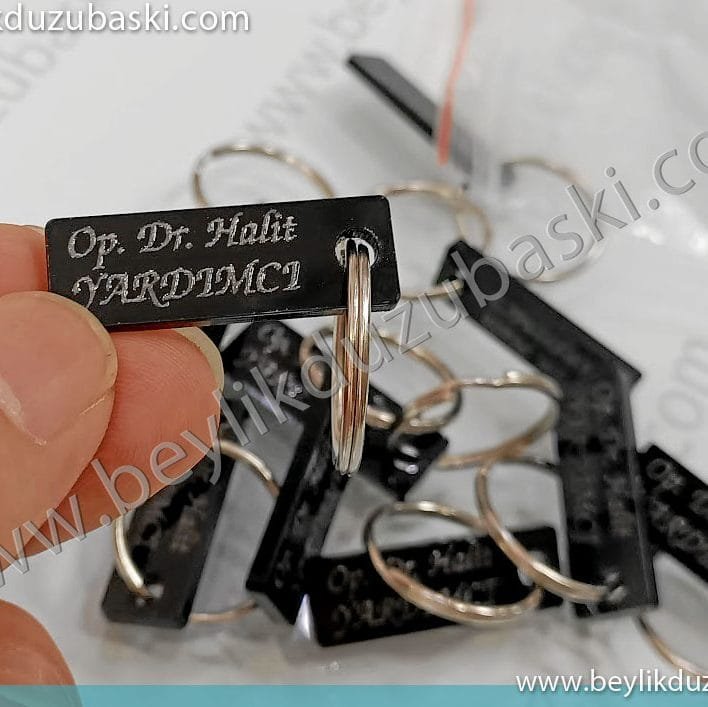 çok küçük anahtarlık, az adet, baskılı, plastik, anahtarlık, acil üretim, aynı gün kargo, istenilen yazı yazılalabilir, kaliteli ürün, anahtarlık imalat, özel tasarım