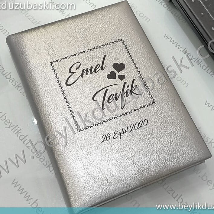 ajanda üzerine baskı, uv ile ajanda baskı, kalıcı ve kaliteli ajanda baskısı, numune yada az adet baskılar yapılmaktadır, beylikdüzü baskı merkezi