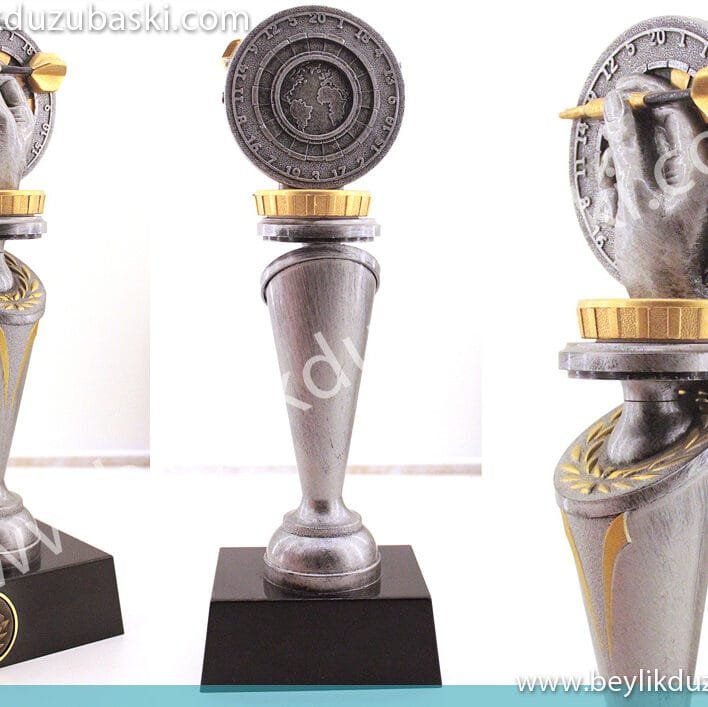 dart kupası, birincilik ödülü, masa üzeri şampiyon kupası, dart için tasarlanmış birincilik kupası, şampiyonlar kupası, el boyaması, polyester dökümü