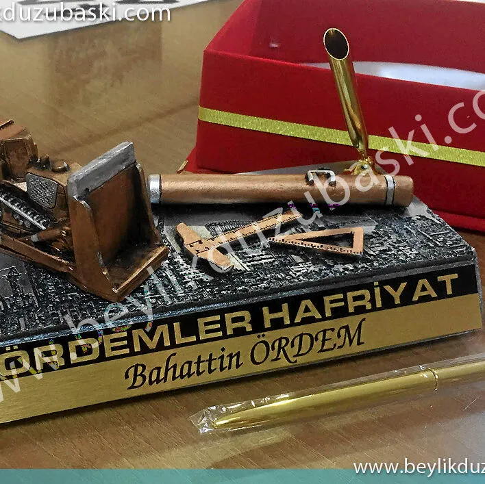 inşaatçı masa isimliği, müteahit masa isimliği, mimar mühendis, hediye masa isimlik, kaliteli ürün, el yapımı, el boyaması
