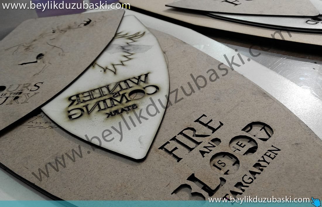 lazer-ile-ahşap-kesim.jpg lazer ile kesim yapılır, detaylı kesim, hızlı üretim, ürünü müşteri getirir, hızlı üretim yapılır, grafik desteği verilir