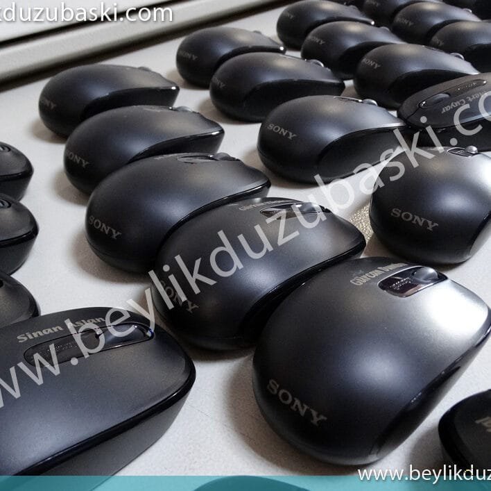 Mouse üzerine baskı, Mouse baskı, bilgisayar parçalarına baskı, firma isim ve logo baskılı teknolojik ürün, çıkmaz silinmez, kaliteli baskı, adede göre fiyat alınız, hızlı üretim