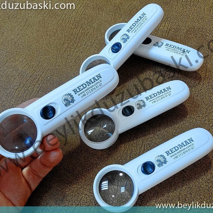 plastik büyüteç üzerine, lazer, ile yazı yazılması, lazer markalama, lazer kazıma, acil kazer baskı, promosyon, lazerbaski, kaliteli lazer markalama