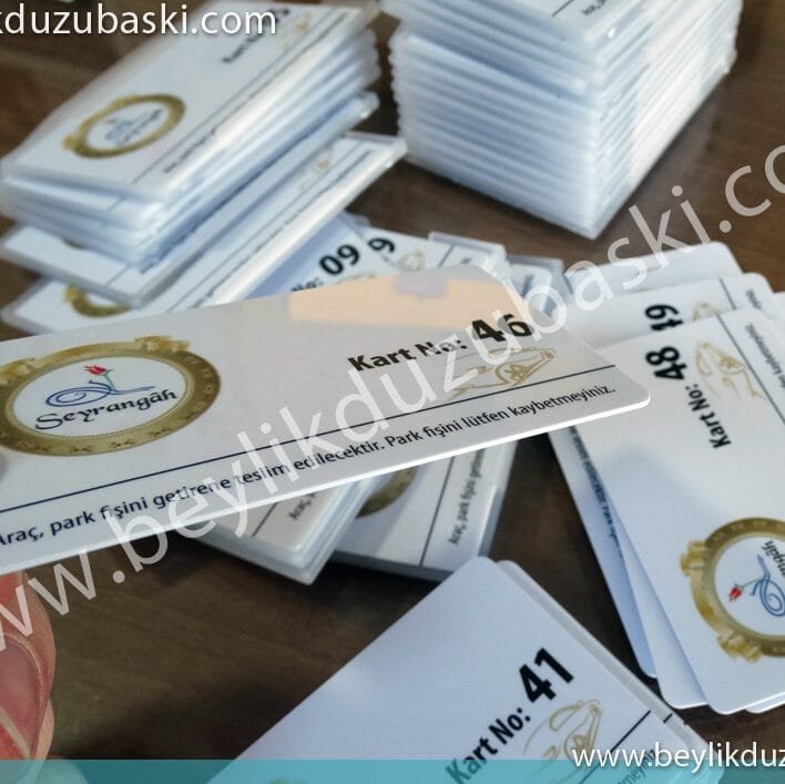 vale kartı, delikli vale kartı, adana kebapçısı vale kartı, araç teslim kartı, halka dahil değil, 2 yüzey bakılı ürün, halka dahil fiyatı farklıdır, numara sırası baskılıdır, en az 30 adet alım yapılmalıdır, tasarım desteği verilir
