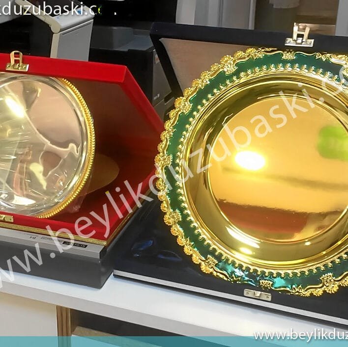 makam için, tabak baskı, görevli plaket, makam karşılama plaketi, tabak plaket, kutulu tabak plaket baskısı, kaliteli kupa plaket madalya baskısı