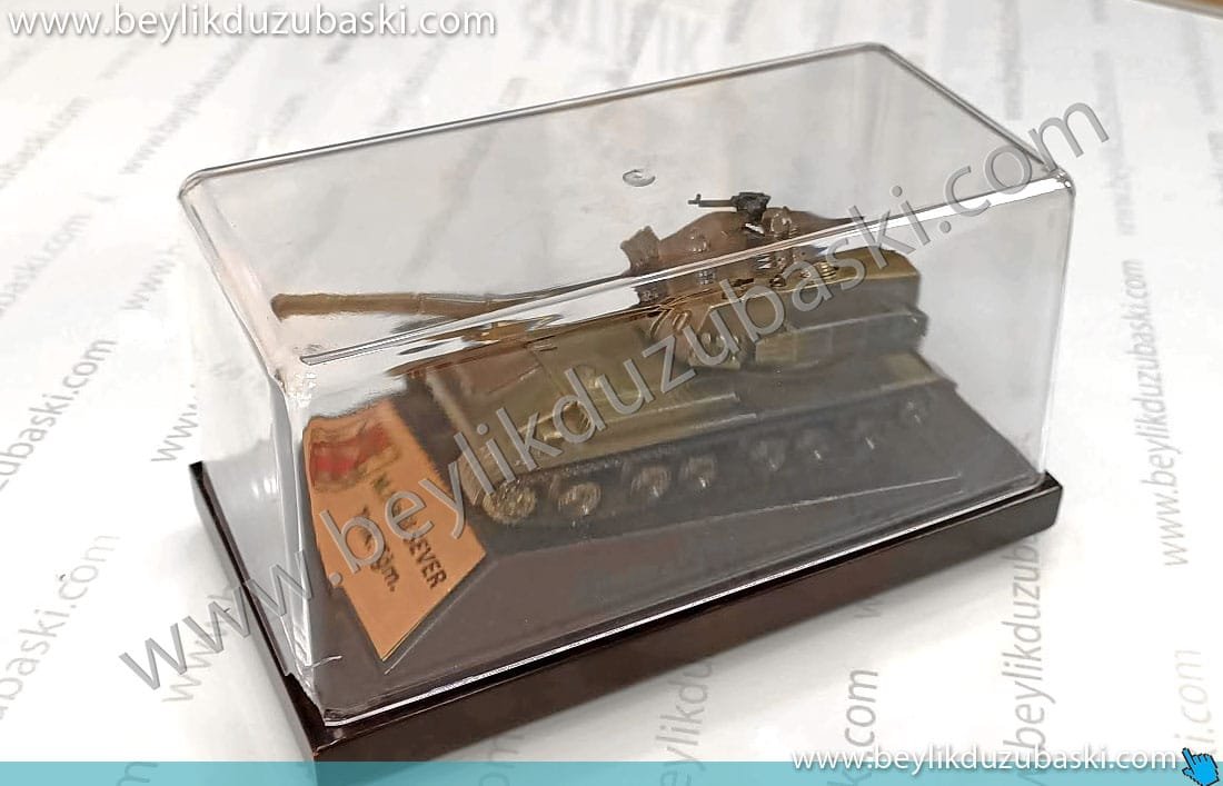 tank fanur, kutulu, masa üzeri, metal ve ahşap, masa isimliği, kaliteli ürün, tank modeli, hediye tank fanur, kutulu, masa üzeri, metal ve ahşap, masa isimliği, kaliteli ürün, tank modeli, hediye