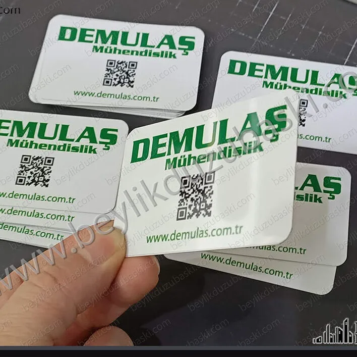 beyaz metal, beyaz alüminyum üzerine baskı, metal baskı, kaliteli ürün baskısı, ürün için tanıtım kartı, makine etiketi, metal kart baskı, hızlı üretim, aynı gün kargo