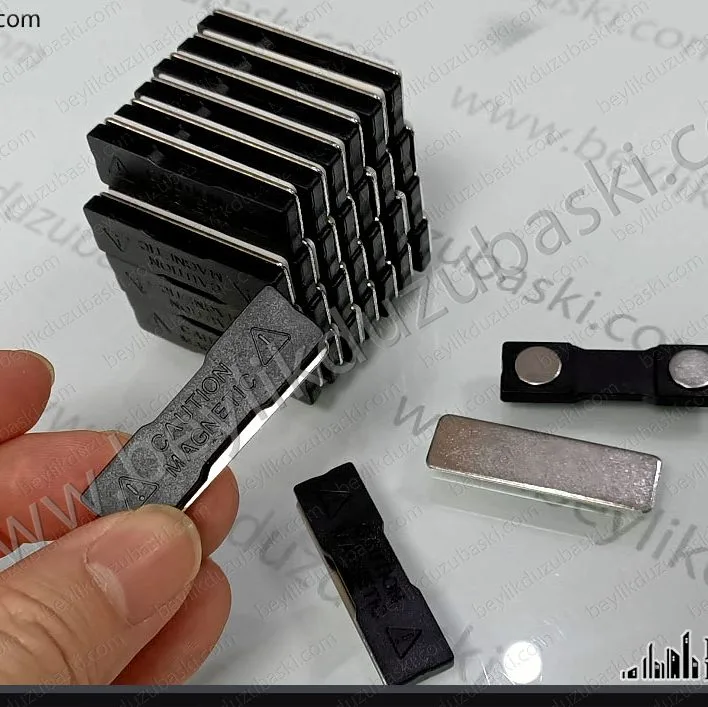 Mıknatıs, manyetik etiket, yaka isimliği arkasına magnet, mıknatıs plaka, manyetik tutucu, mıknatıs tutucu, kart tutucu mıknatıs