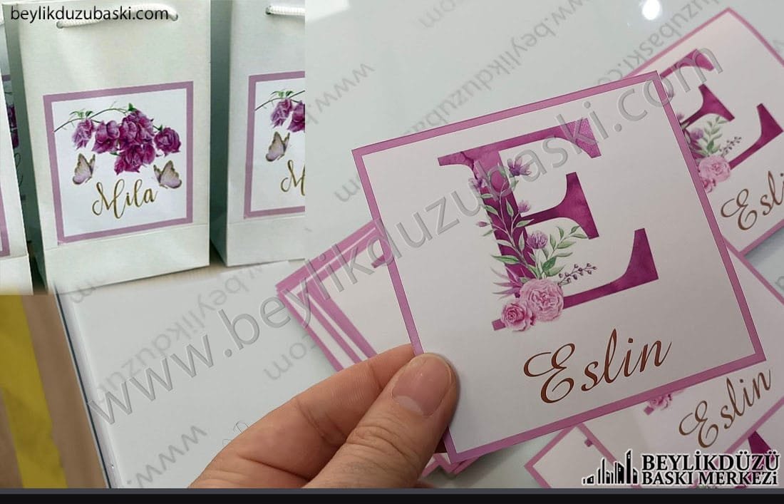 karton çanta için, etiket baskı, hediye çantası için, etiket isim, harf, etkinlik baskıları, kına, düğün, toplantı gibi etkinliklerde kullanılmak üzere etiket karton çanta etiket baskısı karton çanta için, etiket baskı, hediye çantası için, etiket isim, harf, etkinlik baskıları, kına, düğün, toplantı gibi etkinliklerde kullanılmak üzere etiket karton çanta etiket baskısı