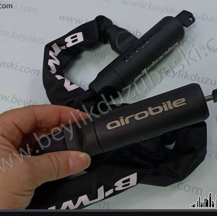 scooter bağlamak için, güvenlik zinciri üzerine isim, logo baskısı yapılmıştır, bisiklet, motsiklet, anahtarlı zincir üzerine lazer ile logo baskı