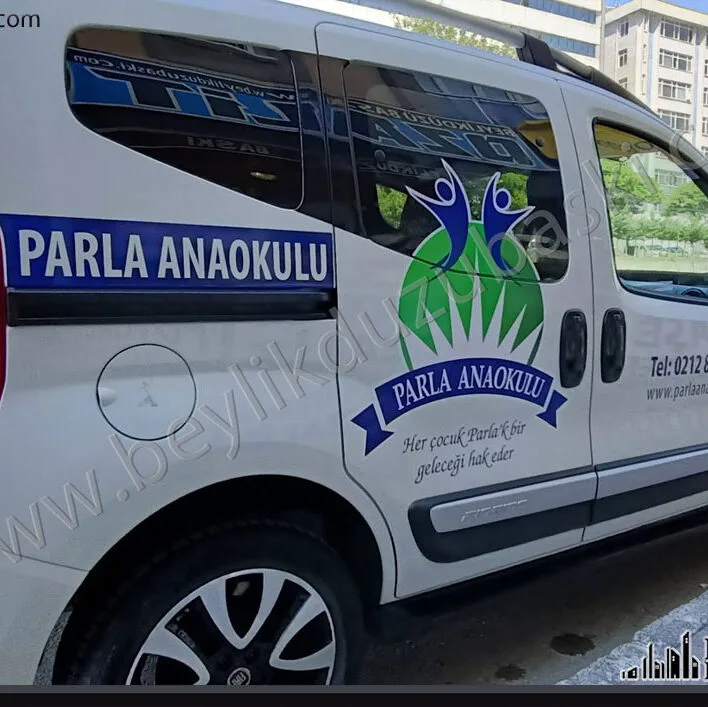 anaokulu servis araç giydirme, parla anaokulu servis araç baskı, tasarım uygulama firmamızca yapılmıştır, hızlı üretim, uzun süre dayanım, beylikdüzü araç giydirme