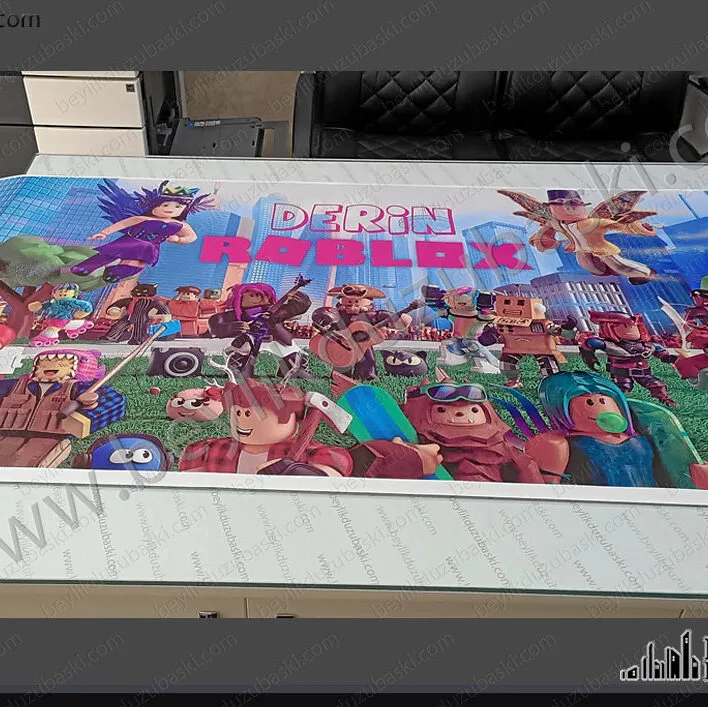 Roblox afiş baskı, uygun fiyat istenilen ebat, parti ve doğum günü, arka plan baskı, tasarım desteği vardır, Uygun fiyatlı kağıt afiş baskıları, hızı üretim, bekle al