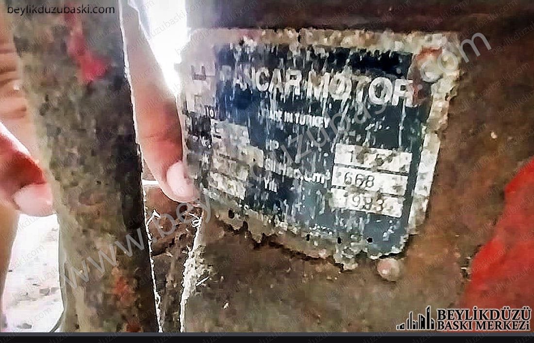 Pancar motor, yıpranmış etiket, deforme olmuş etiket, deniz suyundan okunmaz hale gelmiş etiket, çürümüş etiket, motor etiketin yeniden tamiri, revizyonu Pancar motor, yıpranmış etiket, deforme olmuş etiket, deniz suyundan okunmaz hale gelmiş etiket, çürümüş etiket, motor etiketin yeniden tamiri, revizyonu