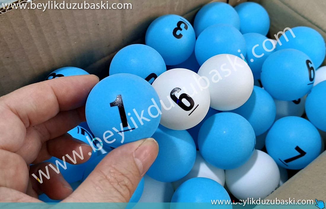 pinpon topu seri numara baskılı ürün, çekilişte kullanılan top baskıları, renkli pinpon topu baskıları, kaliteli baskı, çıkmaz kazınmaz ürün, baskılı pinpon topu, renkli pinpon topu, mavi beyaz pinpon topu, baskılı pinpon topları, çıkmaz baskı