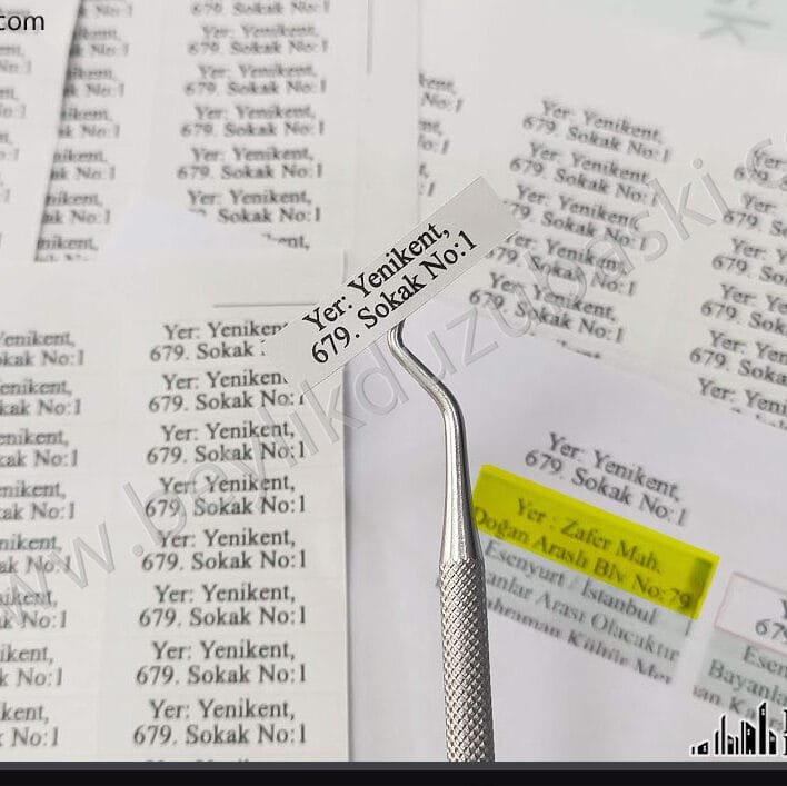 davetiye üzerine düzeltme etiketi, eksik yazılan, fazla yazılan, yanlış yazılan, davetiye üzerine etiket baskısı, tarih, saat, yer değişikliği gibi düzeltmeler için, davetiye etiket baskı yapılmaktadır, basılan davetiyeleriniz çöp olmasın, düzeltme etiketi ile kullanılabilir yapılmaktadır, etiketler aynı gün kargo ile gönderilir