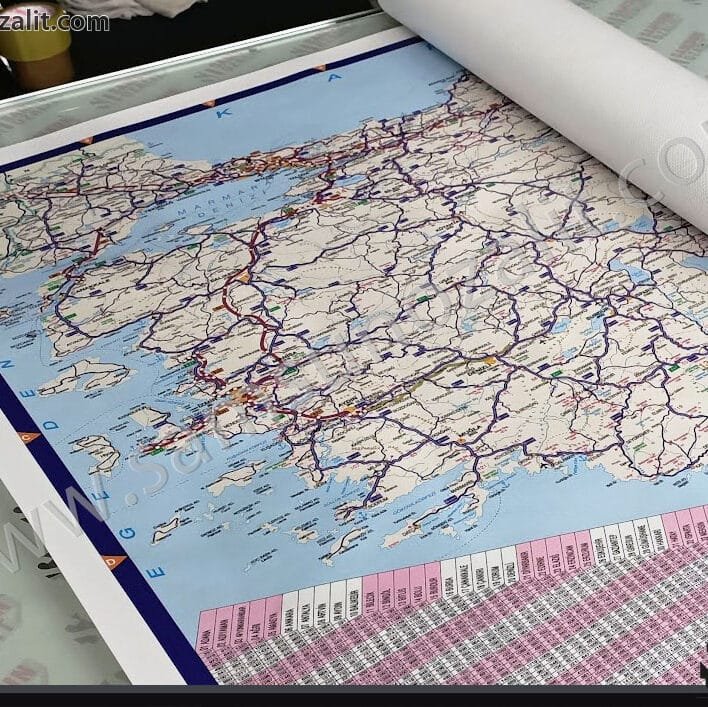 türkiye karayolları haritası, 2024 model karayolu haritası, kaliteli ürün, rulo yapılabilir, katlanılabilir, silinmez, deforme olmaz, kaliteli, karayolları harita baskısı, rolu harita baskısı, avrupa malzeme, suya dayanıklı, dış mekan dayanıklı, kaliteli baskı, kaliteli malzeme, renkli harita, detaylı harita baskısı, harita baskı merkezi
