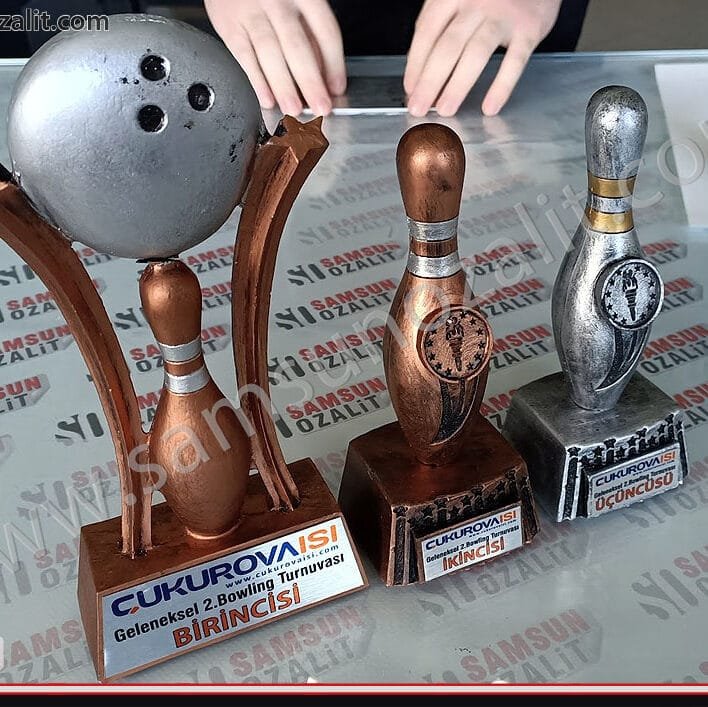 Samsun Kupa imalat, samsun kupa baskısı, Bowling kupası, bowling turnuva kupası, boy şeklinde birincilik, ikincilik, üçüncülük, şampiyon kupası, firma turnuvaları için, bowling kupası imalatı, samsun reklam, samsun ozalit, samsun fotokopi baskısı